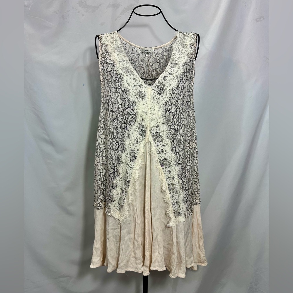 Jodifl white lace mini dress size S